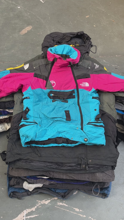 50x NORTH FACE JACKETS [A]